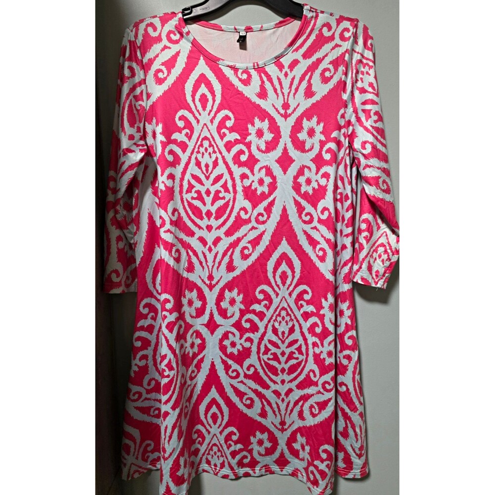 Women's Pink White Damask Shift Dress M 3/4 Sleeve Knit Round Neck